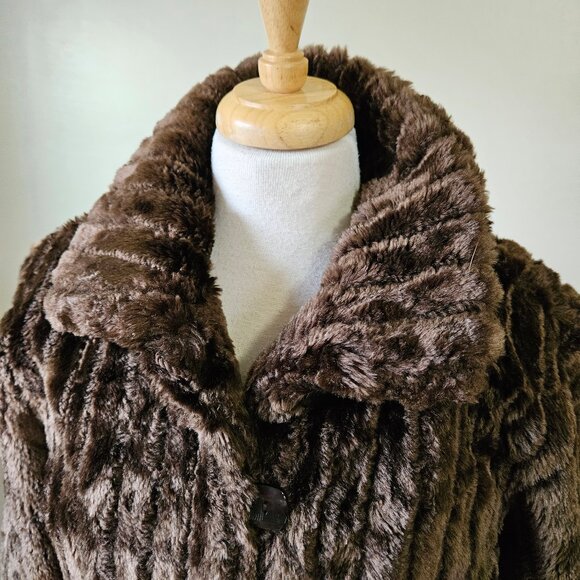 White Stag Brown Faux Fur Coat Jacket Size S - Picture 2 of 7